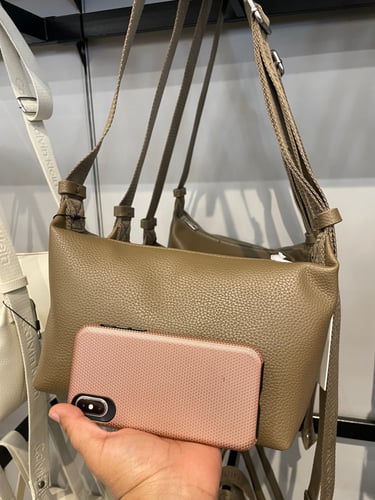 Calvin Klein All Day Small Round Shoulder Bag شنطه...
