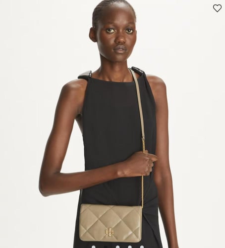 توري بورش KIRA DIAMOND QUILT CROSSBODY بالطلب ٣-٤...