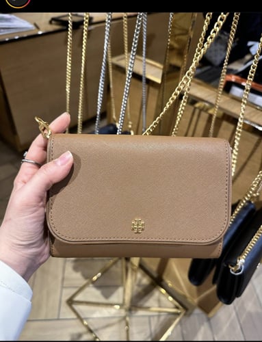 توري بورش شنطه كروس حجم صغير ستراب جلد وسلسله في ج...