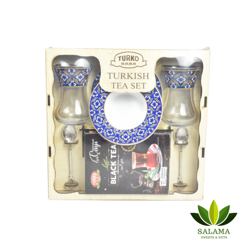 طقم كاسات شاي زجاج مع شاي تركي