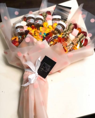 بوكيه مكس(كبير) كاندي&فراوله&نوتيلا