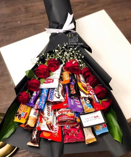 بوكيه الشوكلاته بالورد