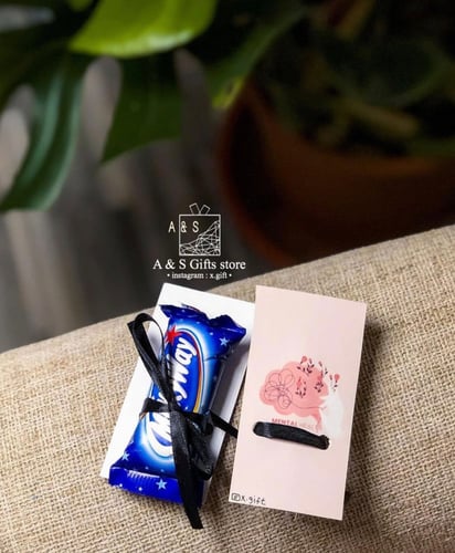 توزيعات الكرت بالشوكلاته