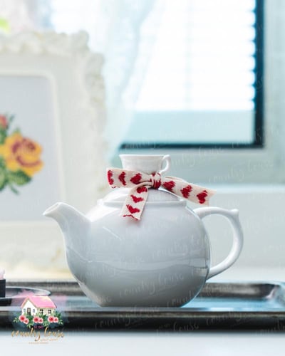 3671 ابريق شاي سيراميك بغطاء بشكل كوب