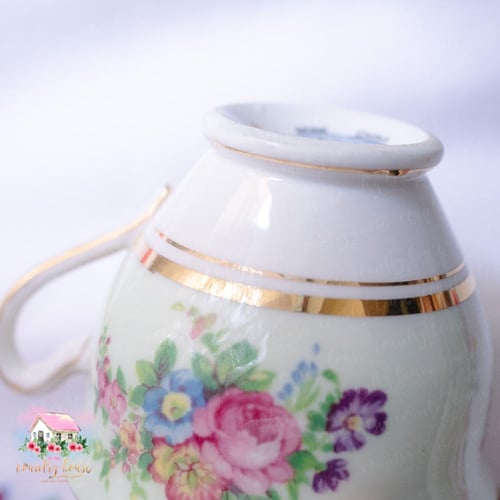 3503 كوب قهوة مع صحنين انتيك من كولكلوڤ Colclough...