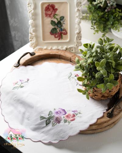 3646 مفرش دائري مطرز زهور البنفسج