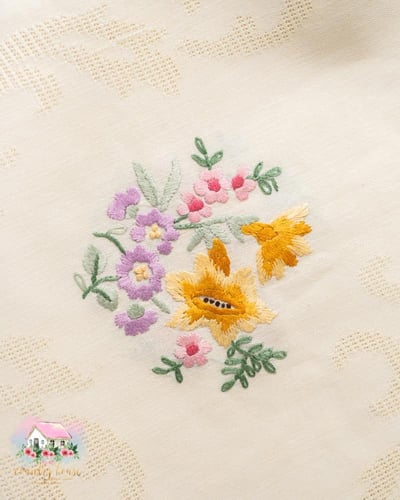 3649 مفرش زهور الشروق المطرز