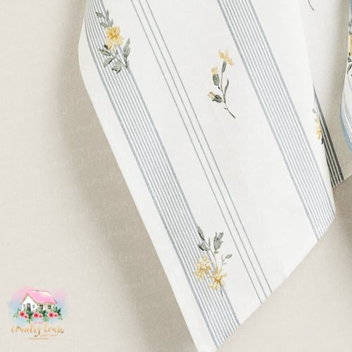 3331 مفرش مورد مخطط رمادي