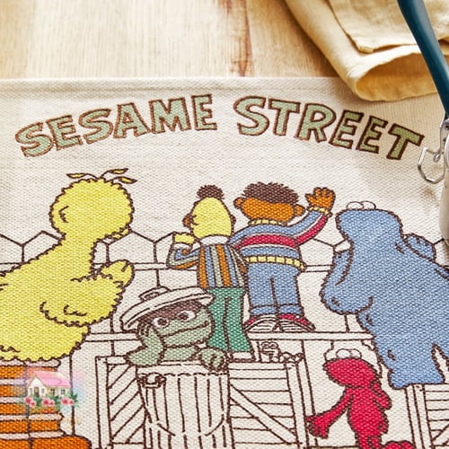 1324 مفرش شارع السمسم