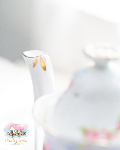 3665 ابريق شاي انتيك من رويال البرت Royal Albert