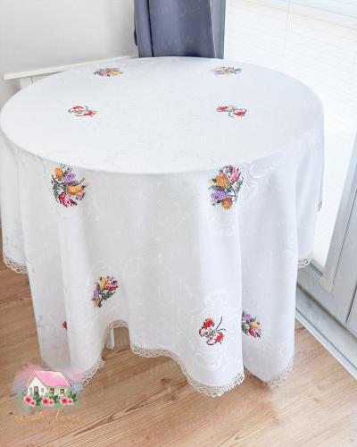 3764 مفرش مطرز انتيك باقات الورد