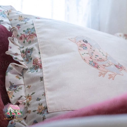 3469 كوشن مطرز بوجهين من جرين جيت Madison Bird