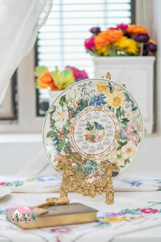 3792 صحن عرض أنتيك فاخر Wedgwood Daily Mail Calend...