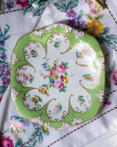 3567 صحن انتيك رسم يدوي