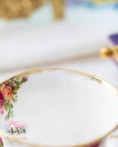 3662 كوب مع صحن انتيك من رويال البرت