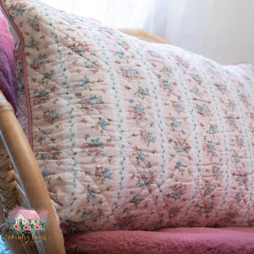 3467 كوشن مطرز بوجهين من جرين جيت Madison