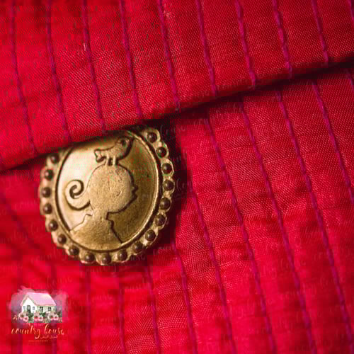 3289 كوشن مطرز مميز بوجهين من بيب ستوديو