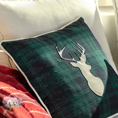 1421 كوشن الغزال كاروهات كحلي أخضر مع حشوة