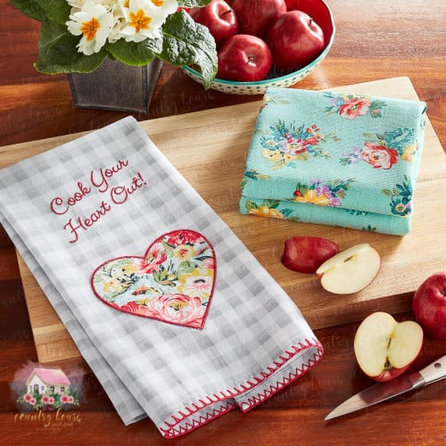 10092 طقم مفرش وفوطة القلب المورد