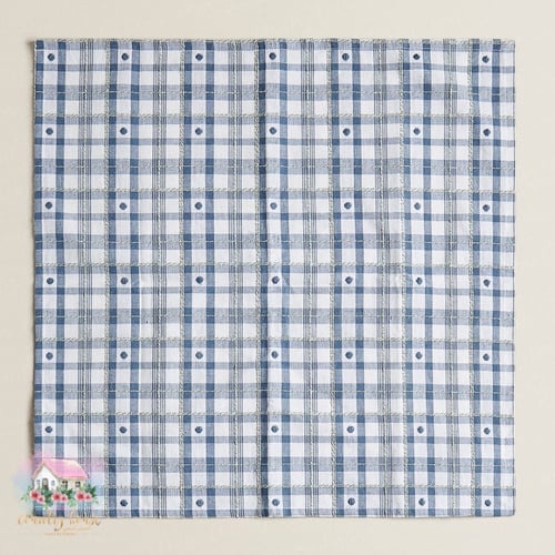 1130 مفرش كاروهات أبيض مع سماوي