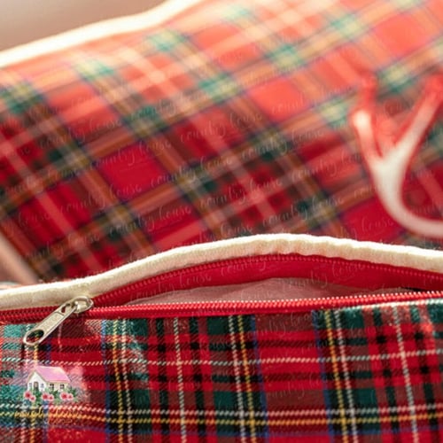 1424 كوشن كاروهات أحمر مع حشوة