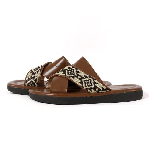 اللهابة - حذاء شرقي يجمع بين الأناقة والراحة