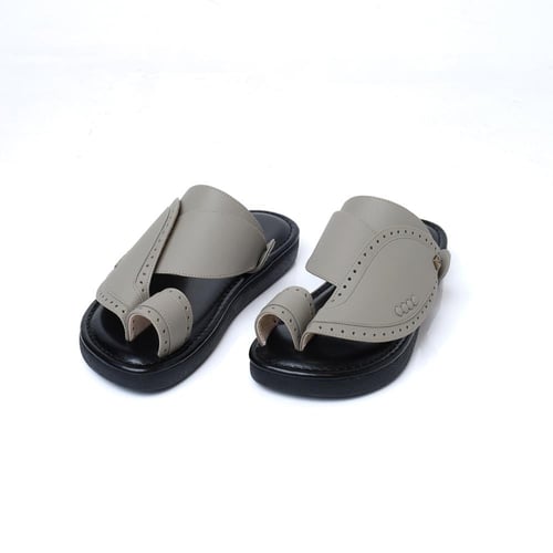 حذاء 165- حذاء شرقي فاخر بإصبع