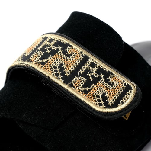 احذية شرقية | رمز 4