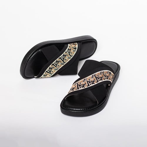 احذية شرقية لون اسود نقش سدو | حذاء 130