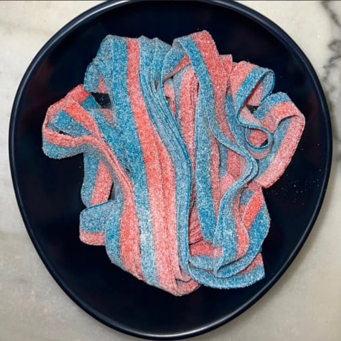 شرايط فراولة وتوت