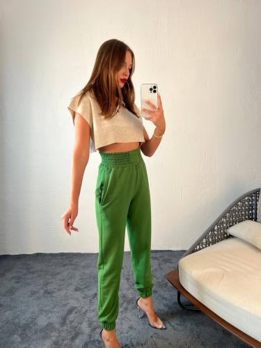 Pants green
