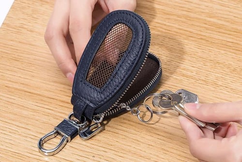 Car key case- محفظة مفتاح سيارة