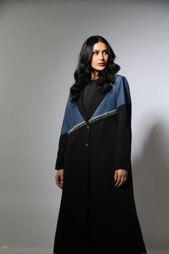 CREPE AND JEANS BLAZER