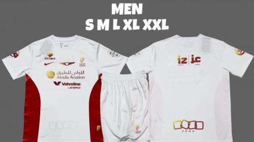 طقم نادي القادسية