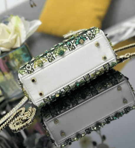 Lady Dior mini 17CM(Limited Edition) إصدار خاص