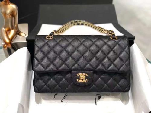 CHANEL 25CM كفيار