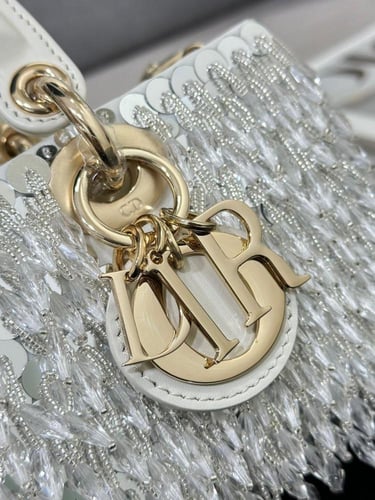 DIOR 22CM (Limited Edition) إصدار خاص