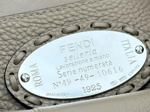 Fendi Baguette Mini 20CM