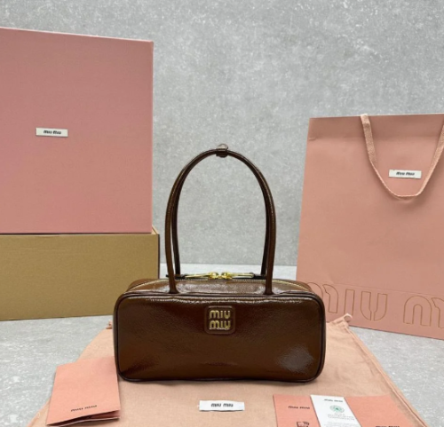 MIUMIU 27CM