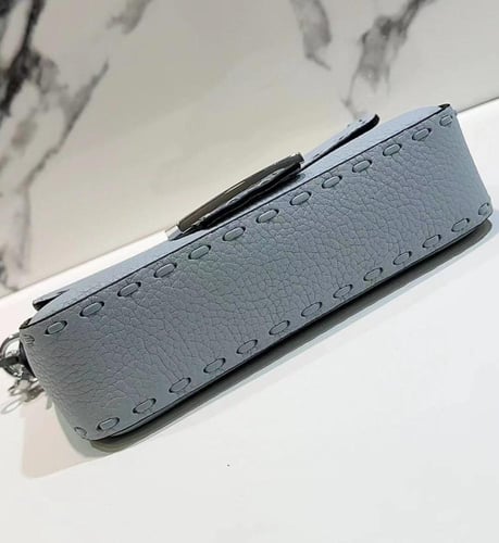 Fendi Baguette Mini 20CM