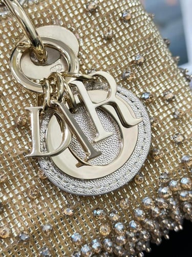 Dior 16CM(Limited Edition) إصدار خاص