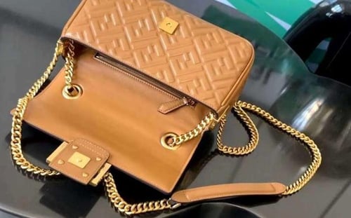 Fendi Baguette Chain Midi 24CM