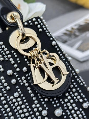 Lady Dior mini 17CM(Limited Edition) إصدار خاص