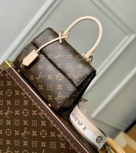 Louis Vuitton mini 16CM