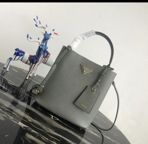 PRADA 18Cm