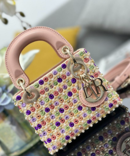 Lady Dior 12 CM(Limited Edition) إصدار خاص