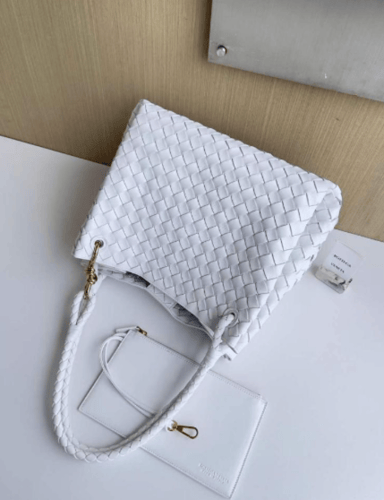 BOTTEGA Large Parachute 30cm ابيض