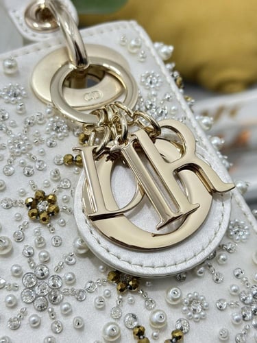 Lady Dior mini 17CM(Limited Edition) إصدار خاص