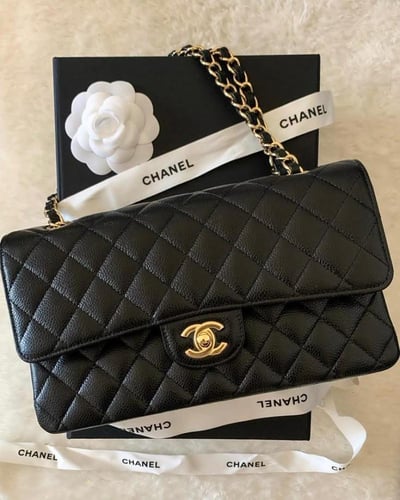 CHANEL 25CM كفيار