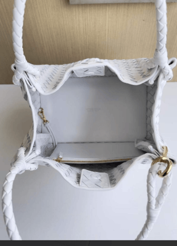 BOTTEGA Large Parachute 30cm ابيض